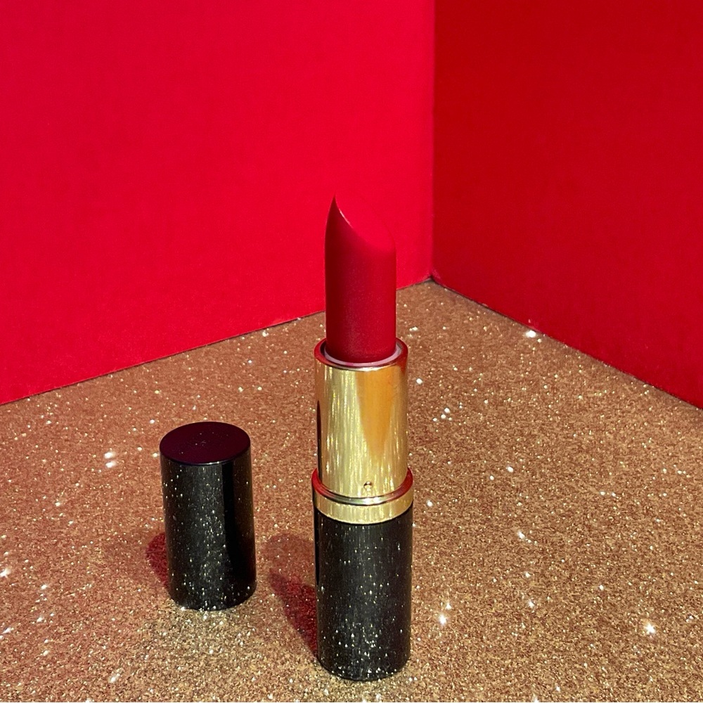 Estee Lauder lipstick Pure Color Envy #240 Tumultuous Pink - Picture 4 of 8